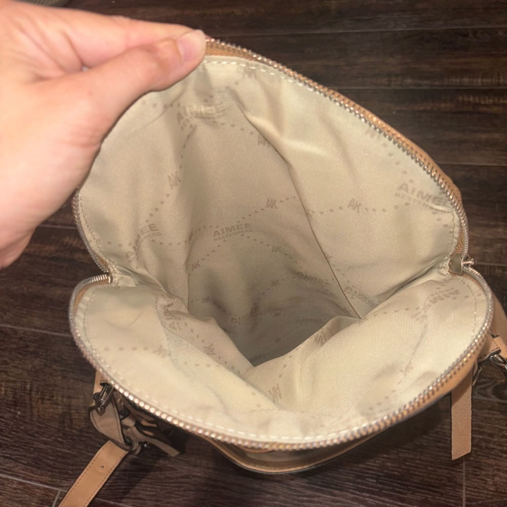 AIMEE Kestenberg Hobo Leather Crossbody Purse - Picture 6 of 7
